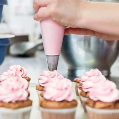 Cerf Dellier Douilles à pâtisserie (x5) et goupillon