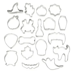Cerf Dellier Emporte-pièces assortis Halloween Wilton (x18)