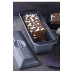 Cerf Dellier Le Chasseur terrine avec couvercle noire 28 cm