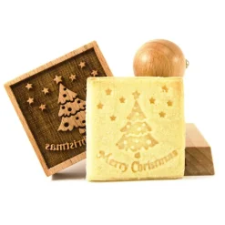 Cerf Dellier Tampon à biscuit bois Merry Christmas