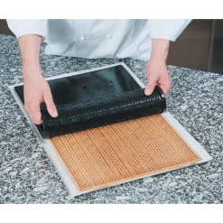 Cerf Dellier Tapis relief silicone 530x370 grande frise grecque